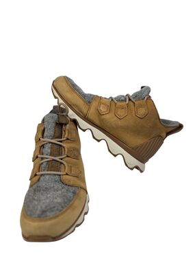 Sorel Tan and Gray Women's Lace-Up Hiking-Inspired Boots